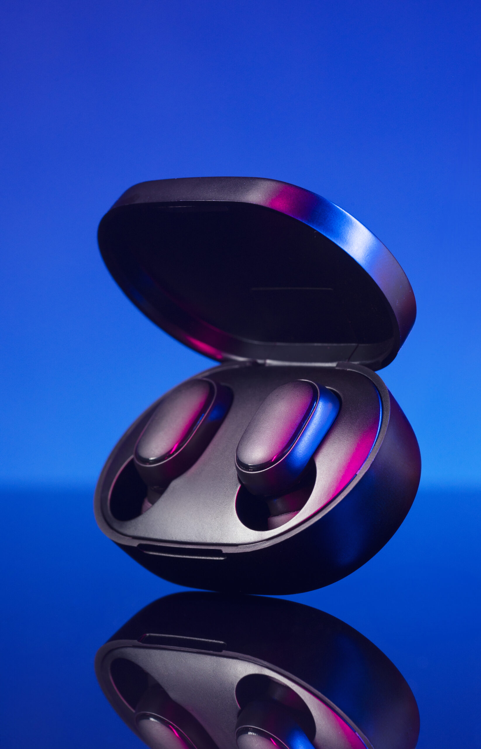 wireless-earbuds-with-neon-cyberpunk-style-lighting